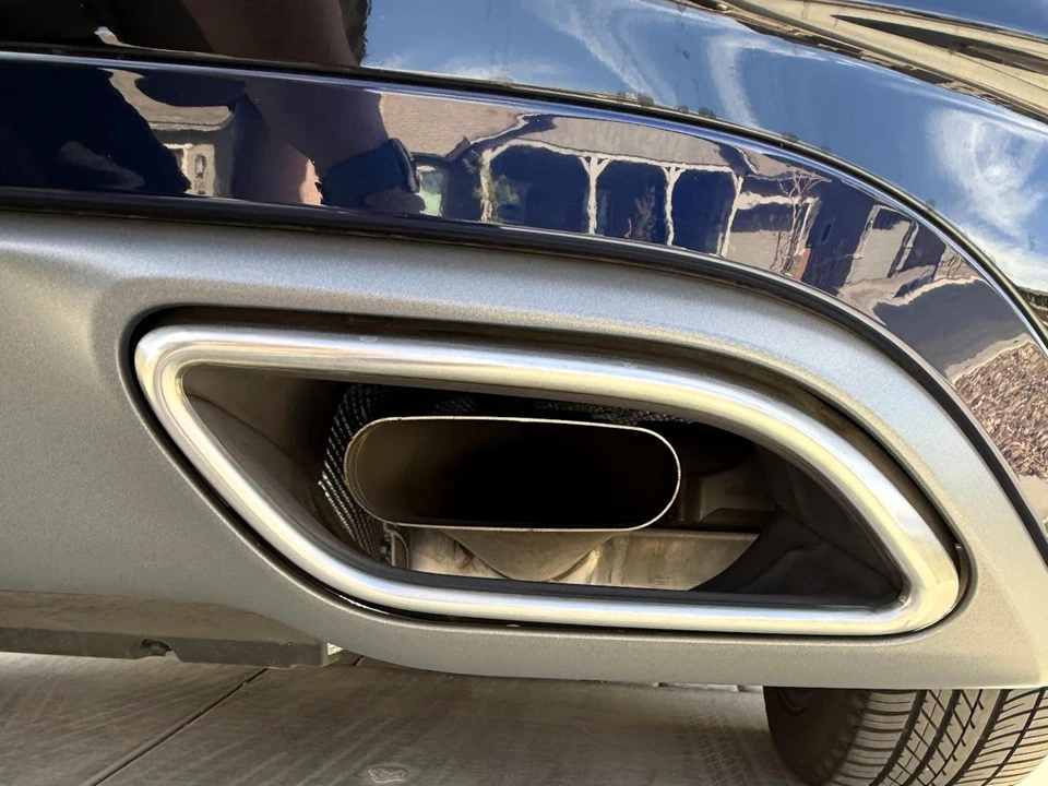 2024 Jaguar F-Pace - Image 29 of 31