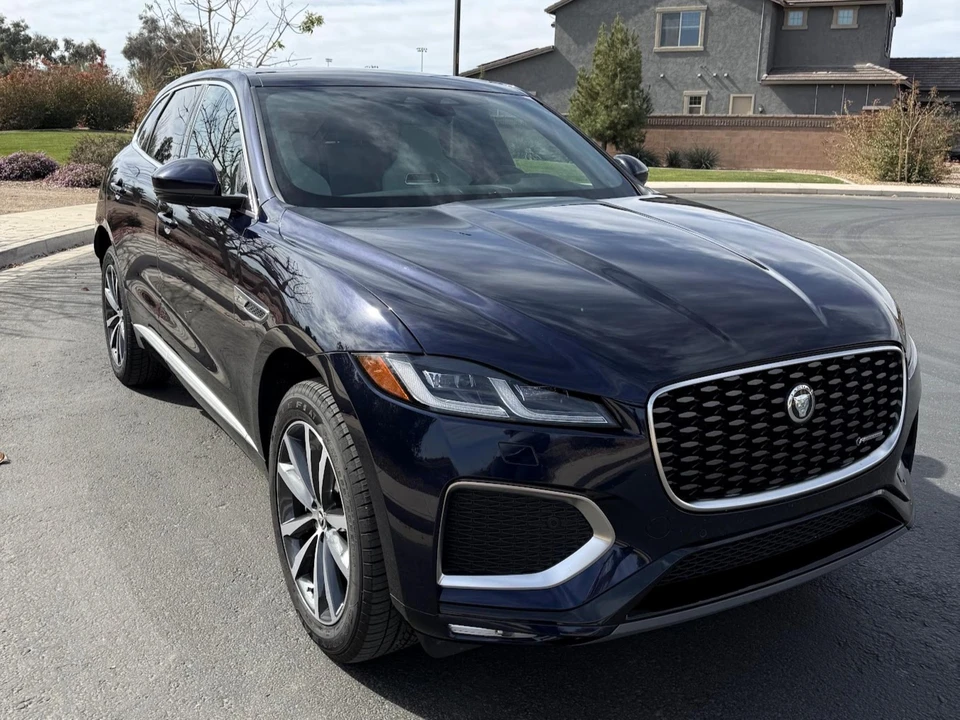 2024 Jaguar F-Pace - Image 12 of 31