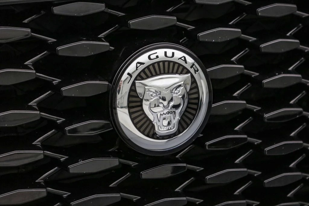 2024 Jaguar F-Pace - Image 12 of 21