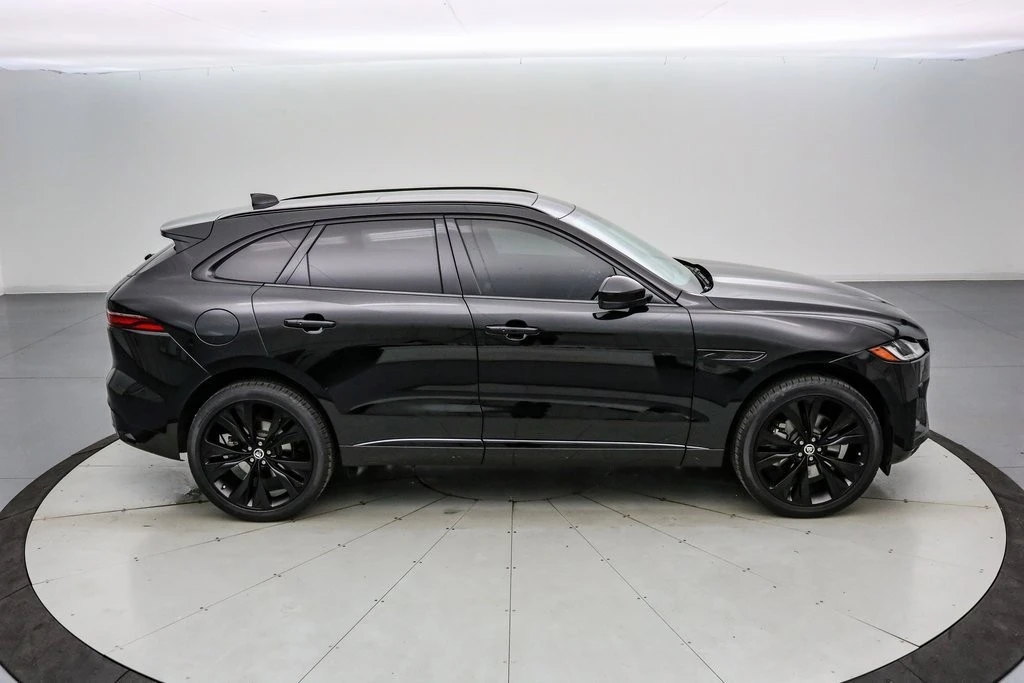 2024 Jaguar F-Pace - Image 4 of 21