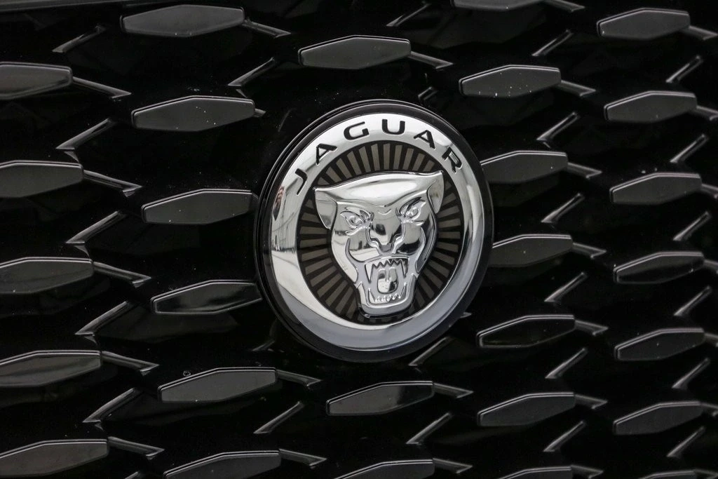 2024 Jaguar F-Pace - Image 12 of 21