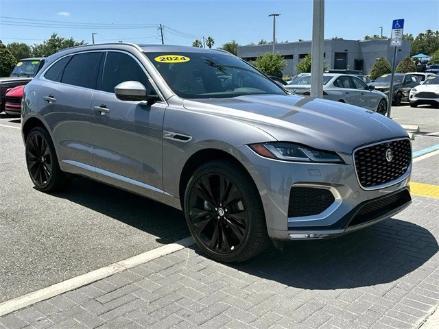 2024 Jaguar F-Pace - Image 9 of 21