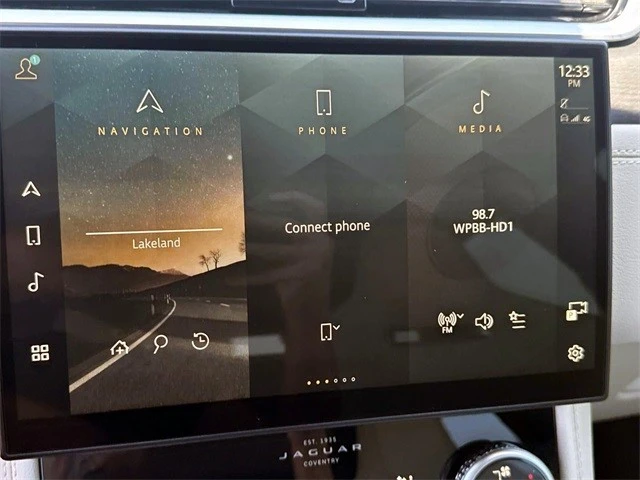 2024 Jaguar F-Pace - Image 19 of 21