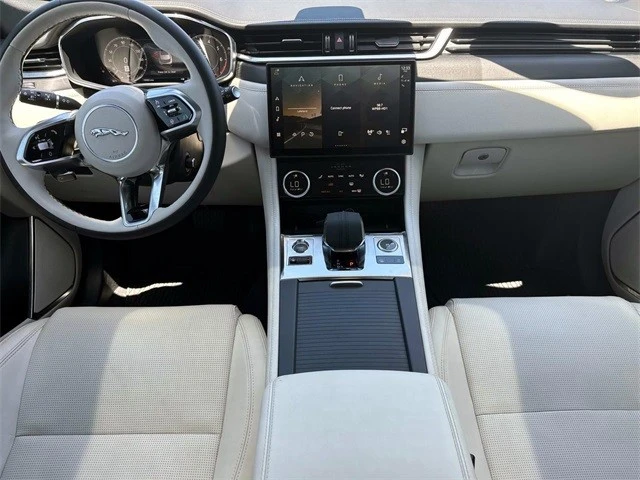 2024 Jaguar F-Pace - Image 13 of 21