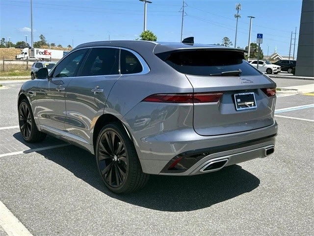 2024 Jaguar F-Pace - Image 4 of 21