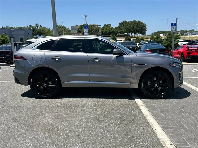2024 Jaguar F-Pace - Image 7 of 21