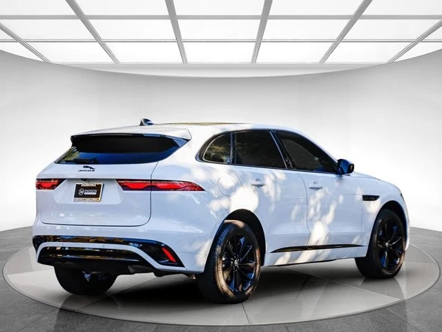 2024 Jaguar F-Pace - Image 4 of 12