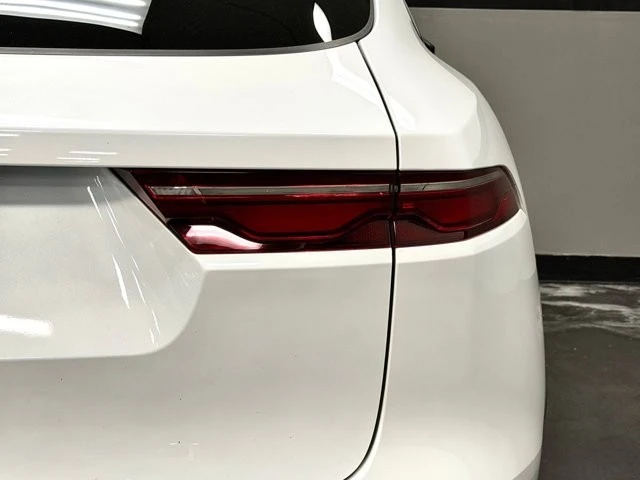 2024 Jaguar F-Pace - Image 14 of 21