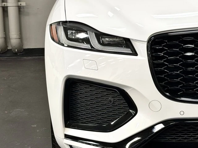 2024 Jaguar F-Pace - Image 8 of 21