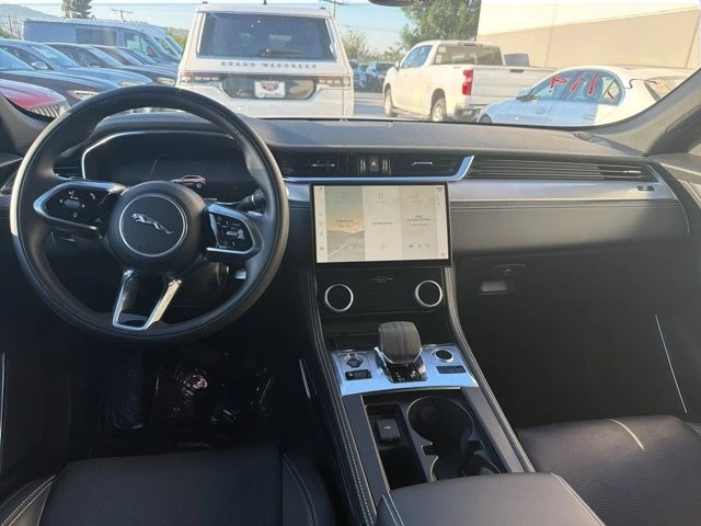 2024 Jaguar F-Pace - Image 8 of 15
