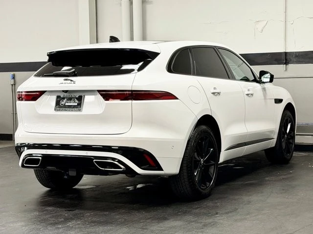 2024 Jaguar F-Pace - Image 12 of 21