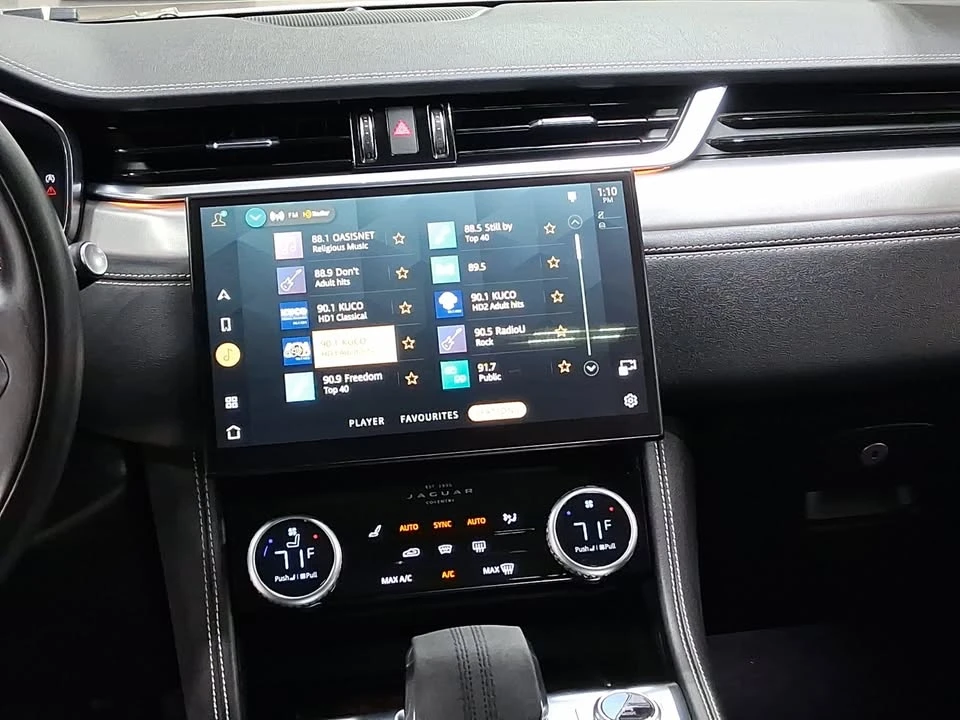 2024 Jaguar F-Pace - Image 12 of 16