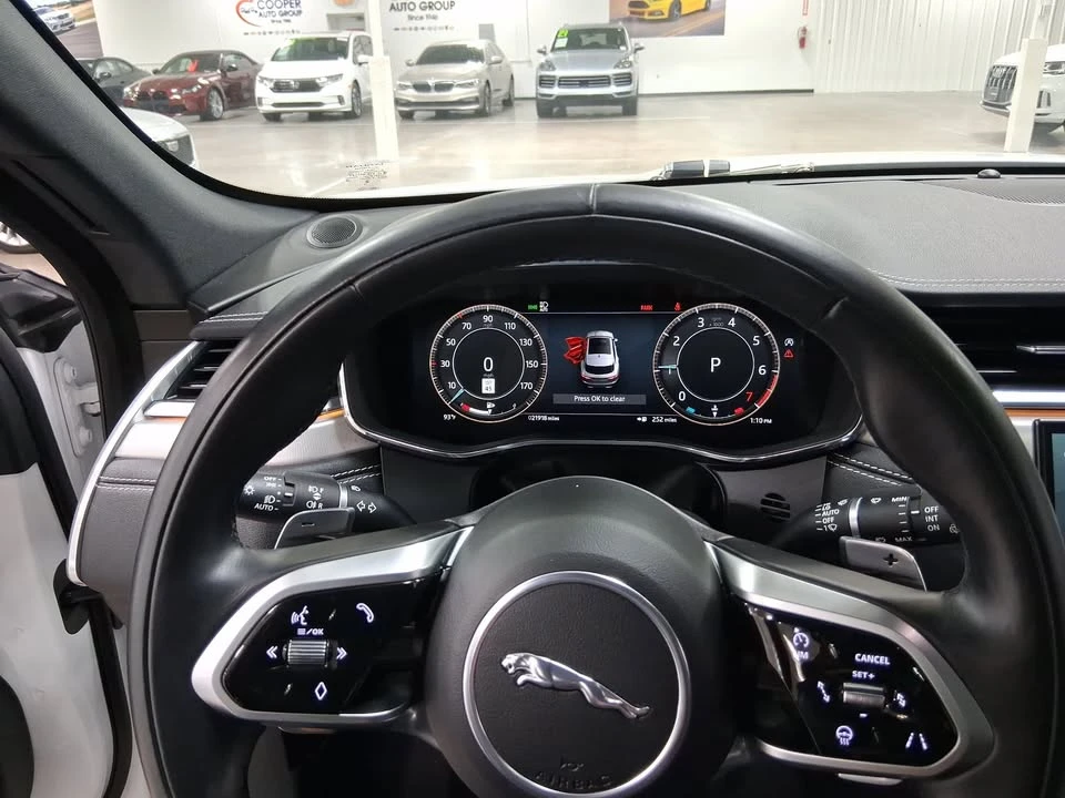 2024 Jaguar F-Pace - Image 10 of 16