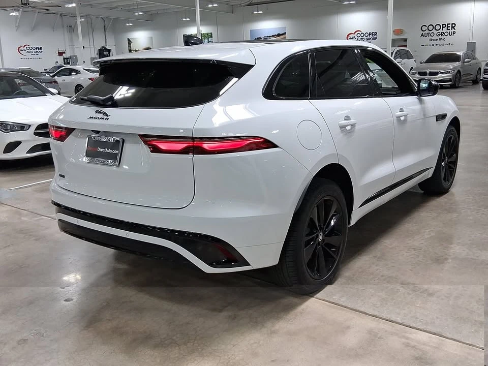2024 Jaguar F-Pace - Image 7 of 16