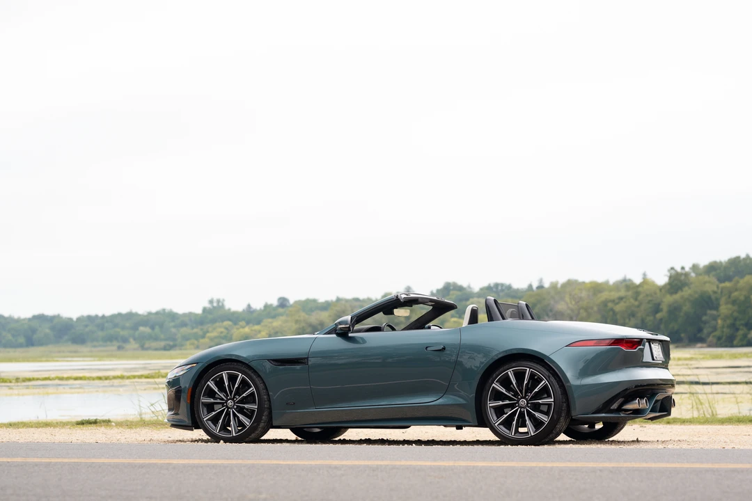 2024 Jaguar F-Type R 2nd Gen - Image 14 of 31