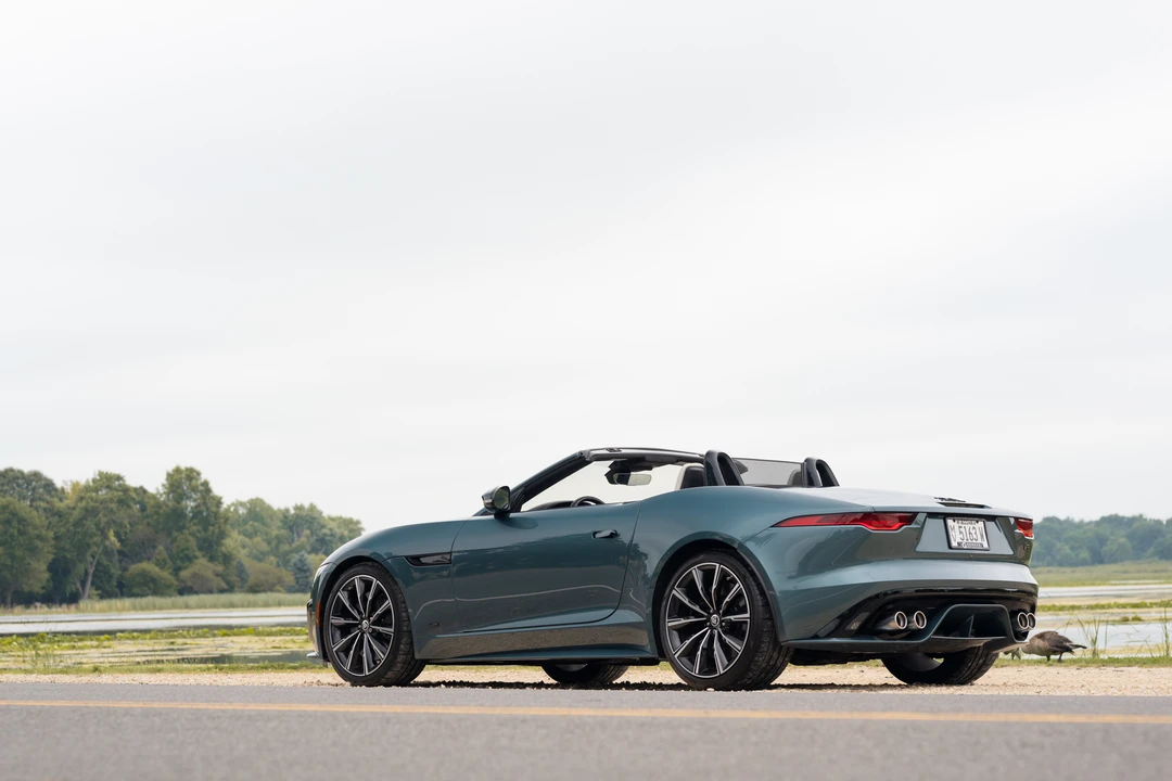 2024 Jaguar F-Type R 2nd Gen - Image 15 of 31