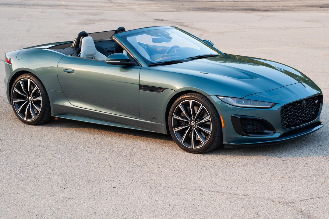 2024 Jaguar F-Type R 2nd Gen - Image 9 of 31