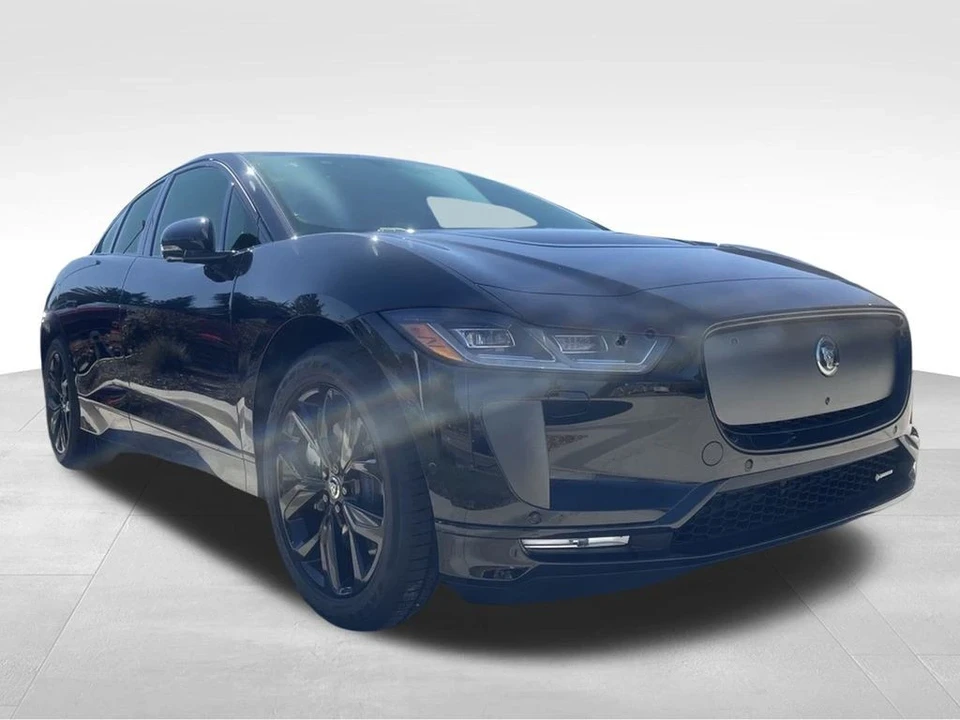 2024 Jaguar I-Pace - Image 8 of 12