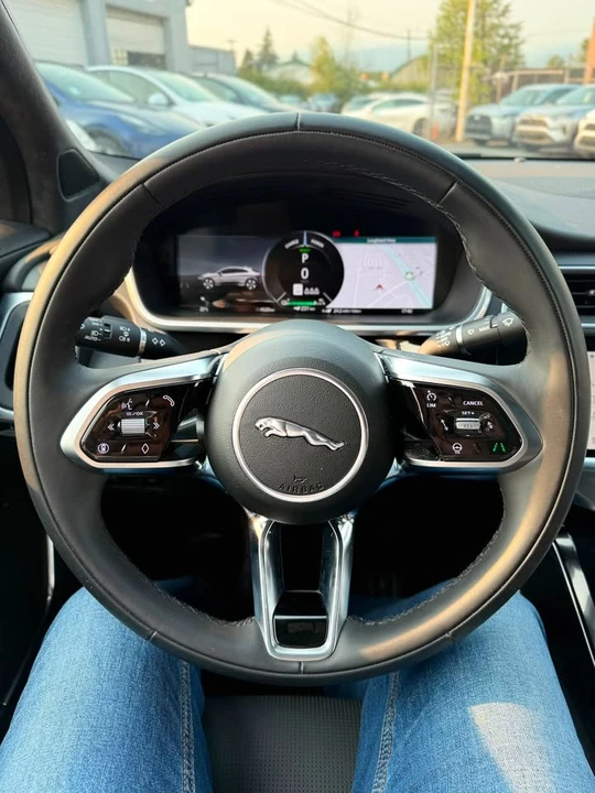 2024 Jaguar I-Pace - Image 8 of 15