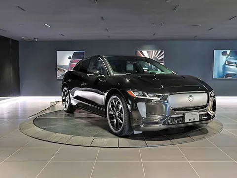 2024 Jaguar I-PACE R-Dynamic HSE