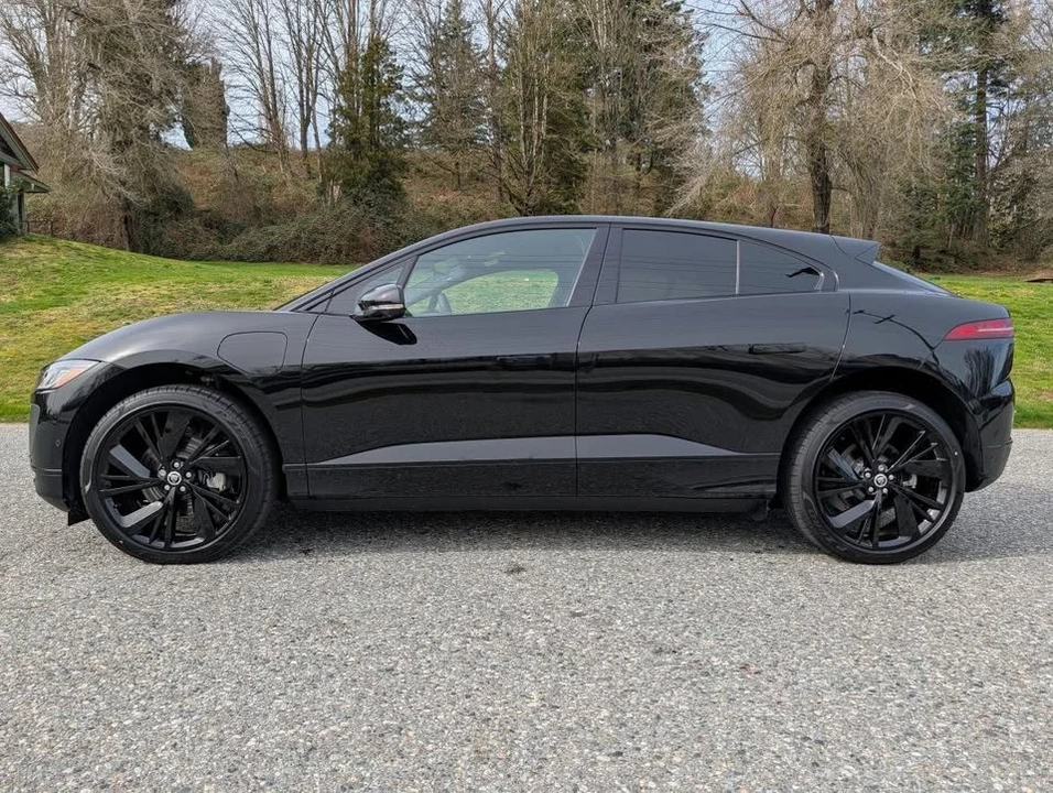 2024 Jaguar I-Pace - Image 2 of 20