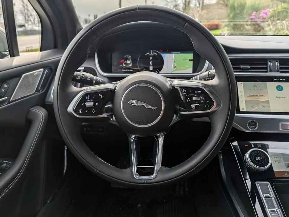 2024 Jaguar I-Pace - Image 19 of 20