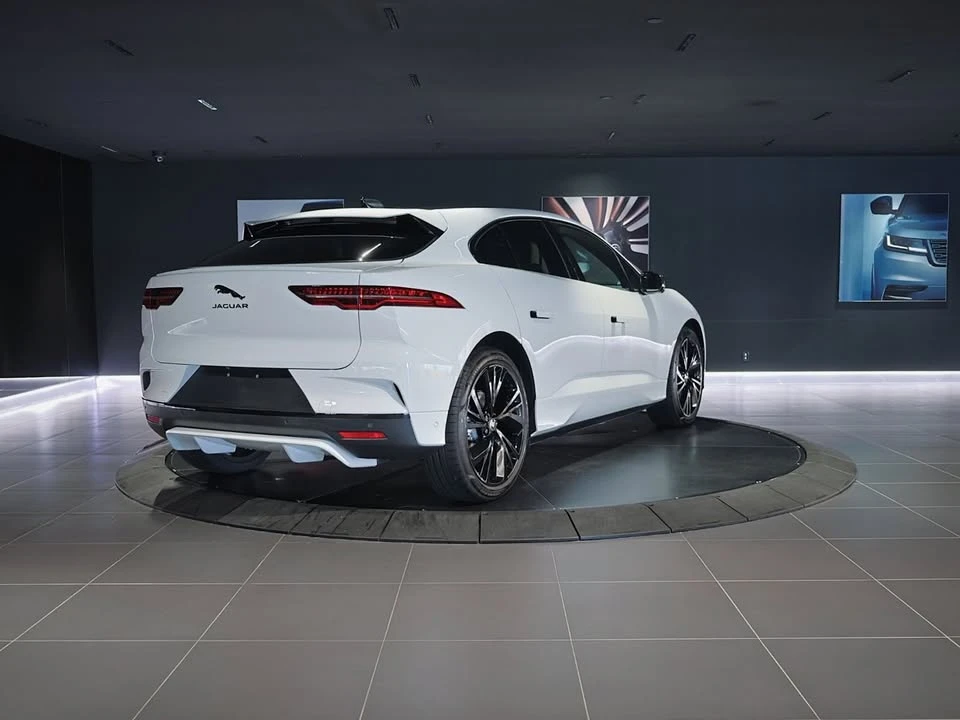2024 Jaguar I-Pace - Image 5 of 20