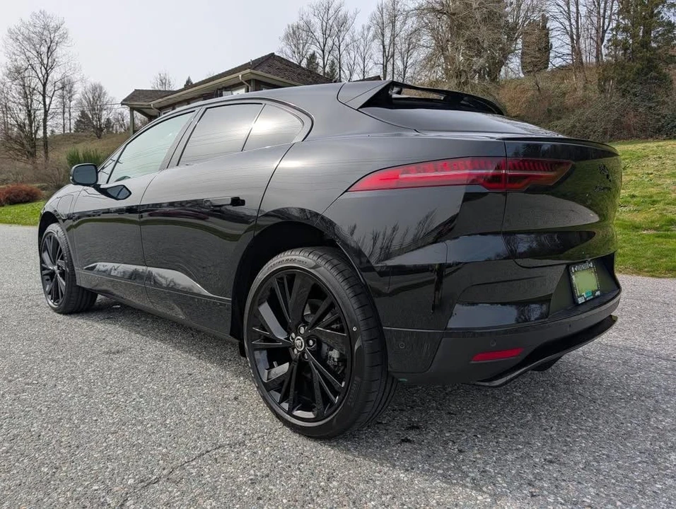 2024 Jaguar I-Pace - Image 3 of 20