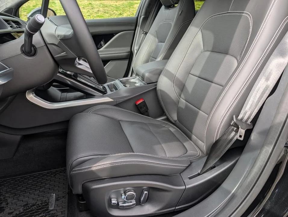 2024 Jaguar I-Pace - Image 12 of 20