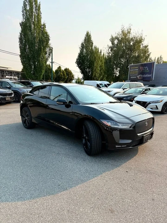 2024 Jaguar I-Pace - Image 3 of 15