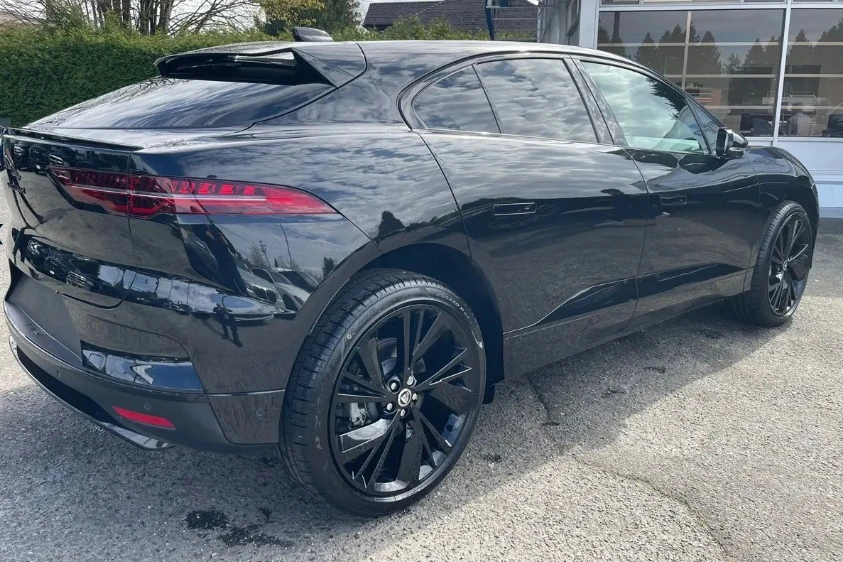 2024 Jaguar I-Pace - Image 3 of 6