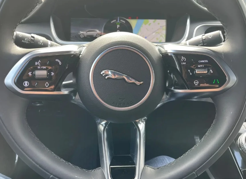 2024 Jaguar I-Pace - Image 5 of 8