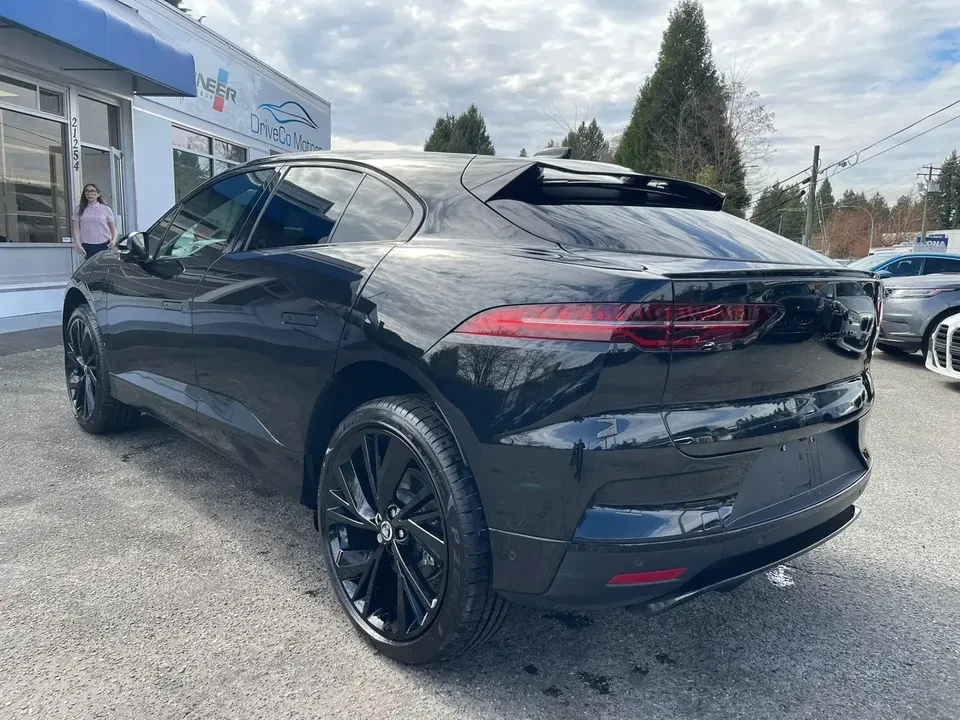 2024 Jaguar I-Pace - Image 7 of 14