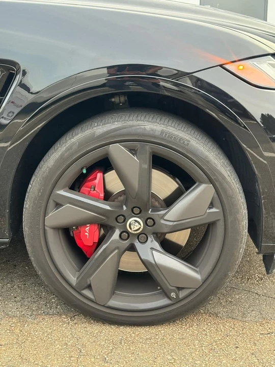 2024 Jaguar F-Pace SVR - Image 10 of 10