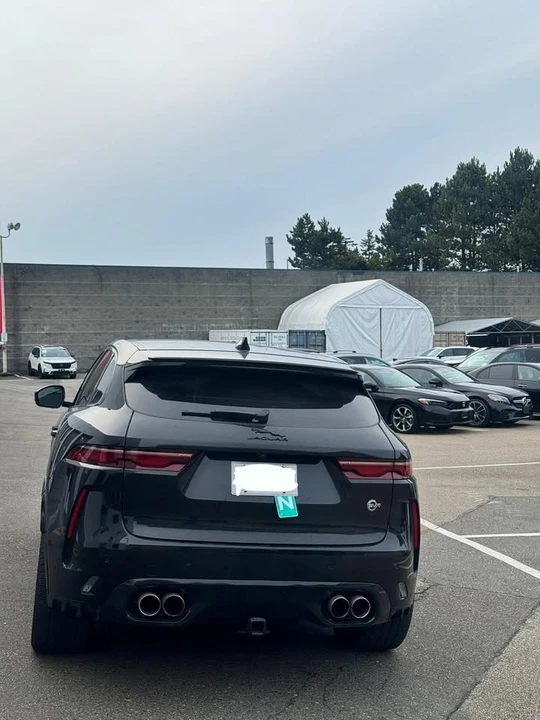 2024 Jaguar F-Pace SVR - Image 5 of 10