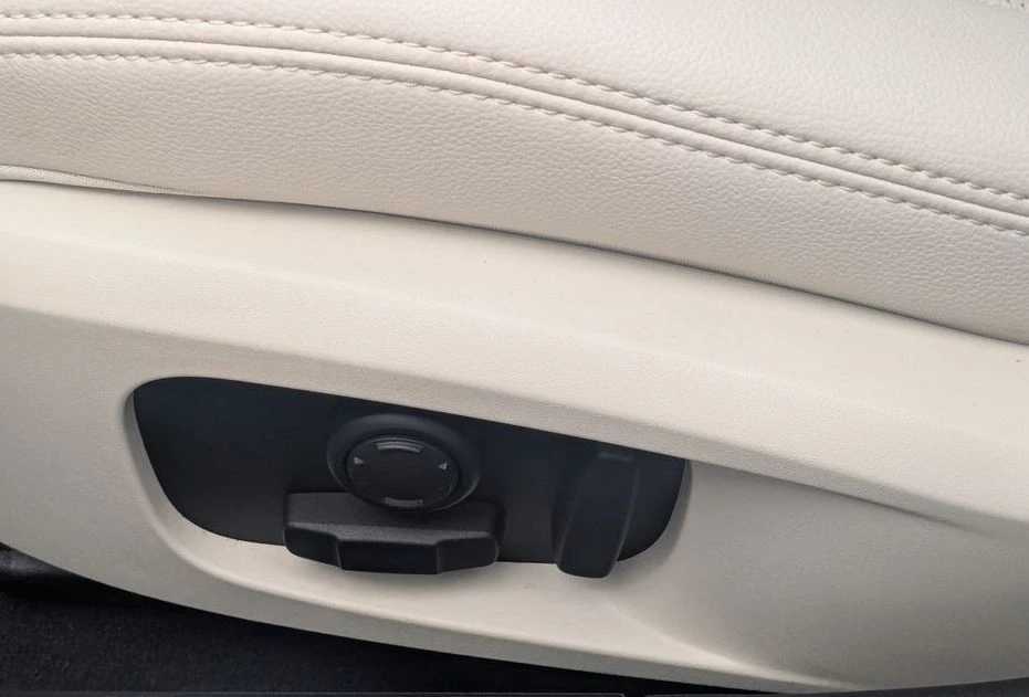 2024 Jaguar X260 XF - Image 7 of 20