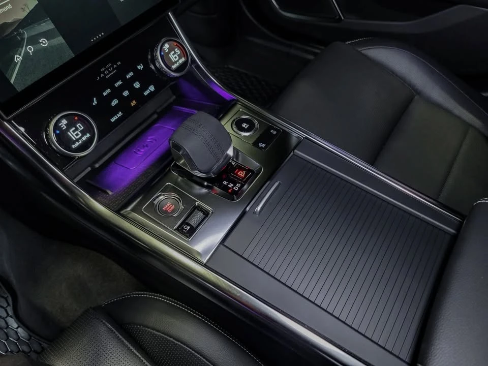 2024 Jaguar X260 XF - Image 16 of 19