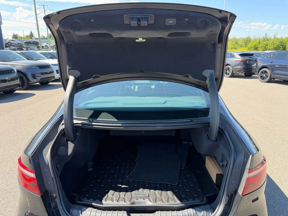 2024 Jaguar X260 XF - Image 7 of 15