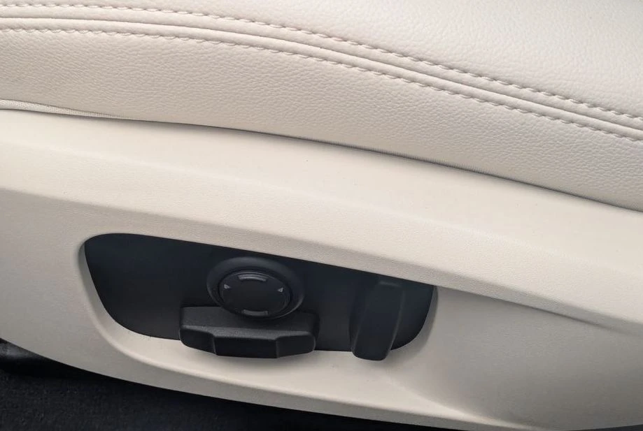 2024 Jaguar X260 XF - Image 7 of 20