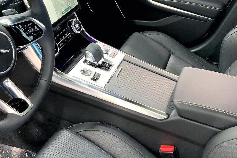 2024 Jaguar X260 XF - Image 12 of 20