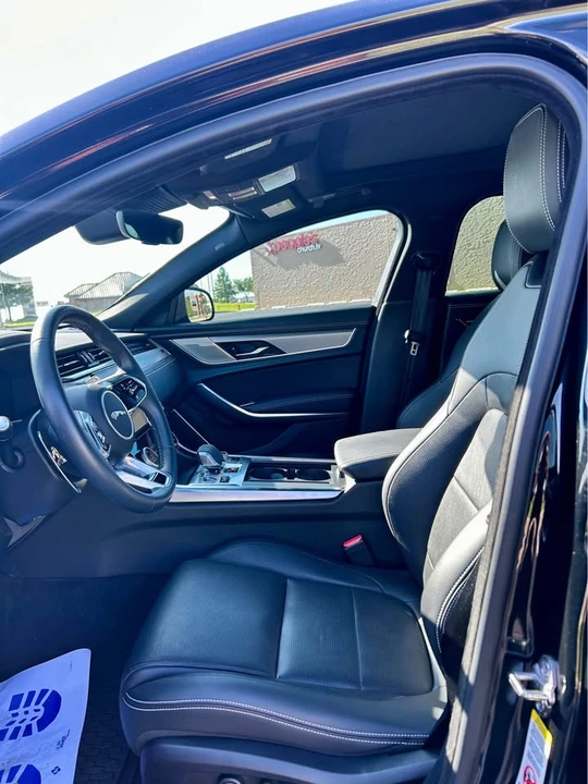 2024 Jaguar X260 XF - Image 14 of 19