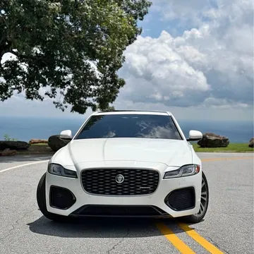 2024 Jaguar XF P250 R-Dynamic SE Sedan 4D