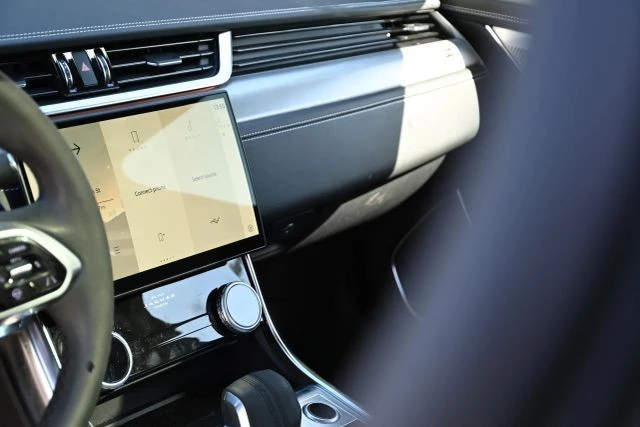 2024 Jaguar X260 XF - Image 13 of 20