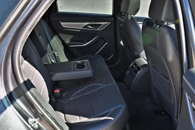 2024 Jaguar X260 XF - Image 18 of 20
