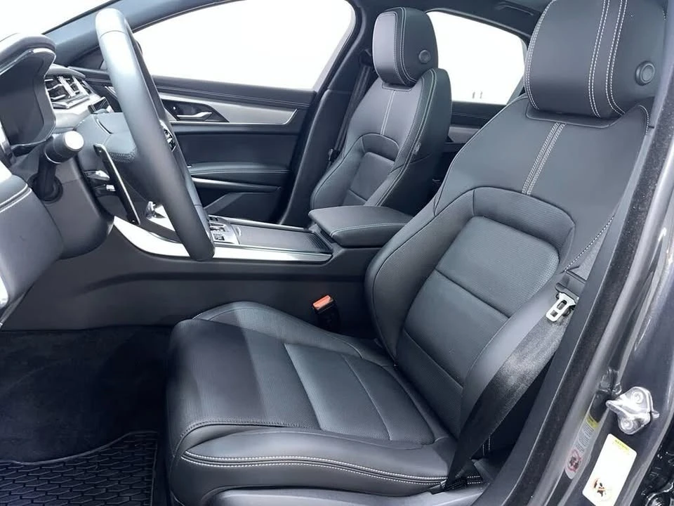 2024 Jaguar X260 XF - Image 2 of 12
