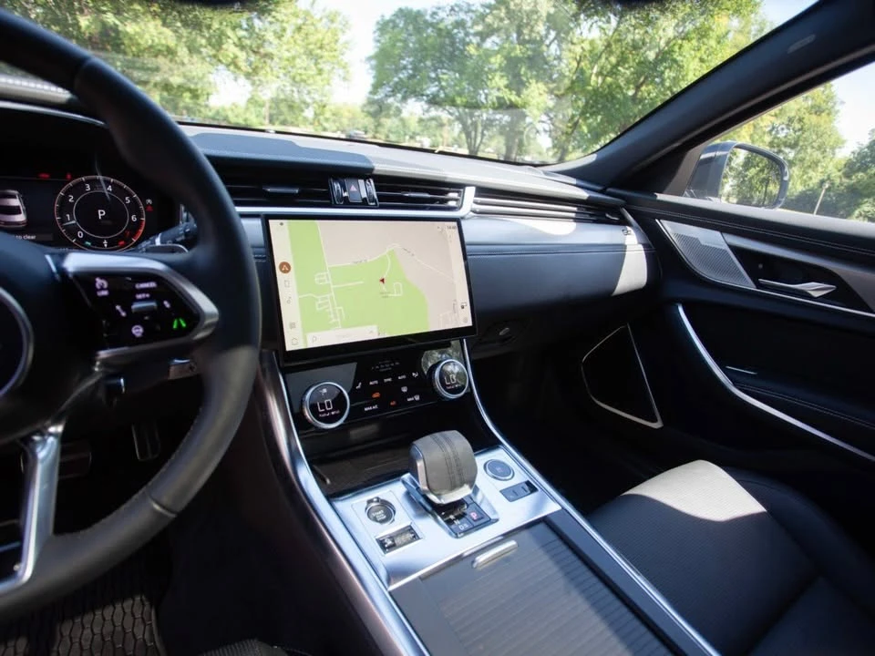 2024 Jaguar X260 XF - Image 12 of 20