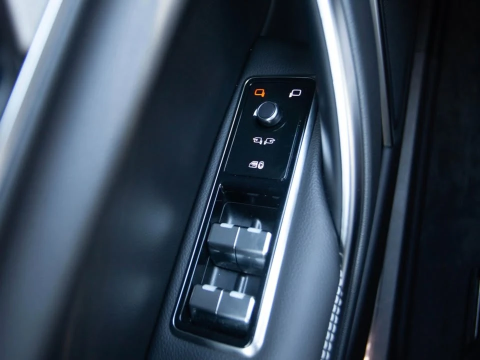 2024 Jaguar X260 XF - Image 19 of 20