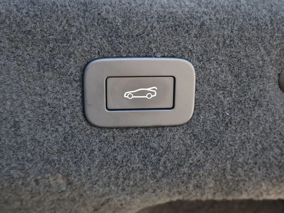 2024 Jaguar X260 XF - Image 10 of 20