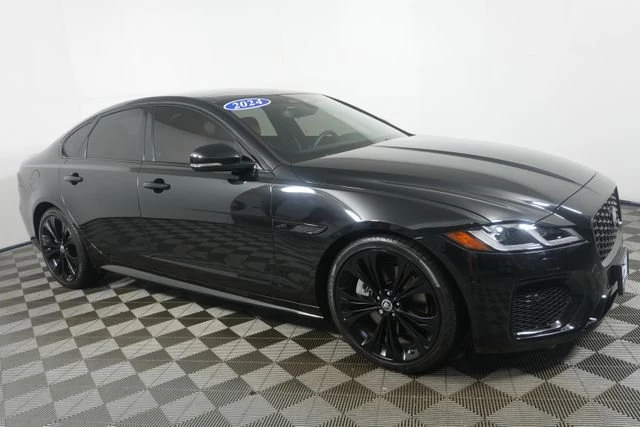 2024 Jaguar X260 XF - Image 2 of 16
