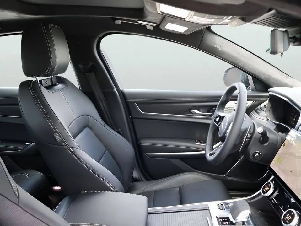2024 Jaguar X260 XF - Image 7 of 17